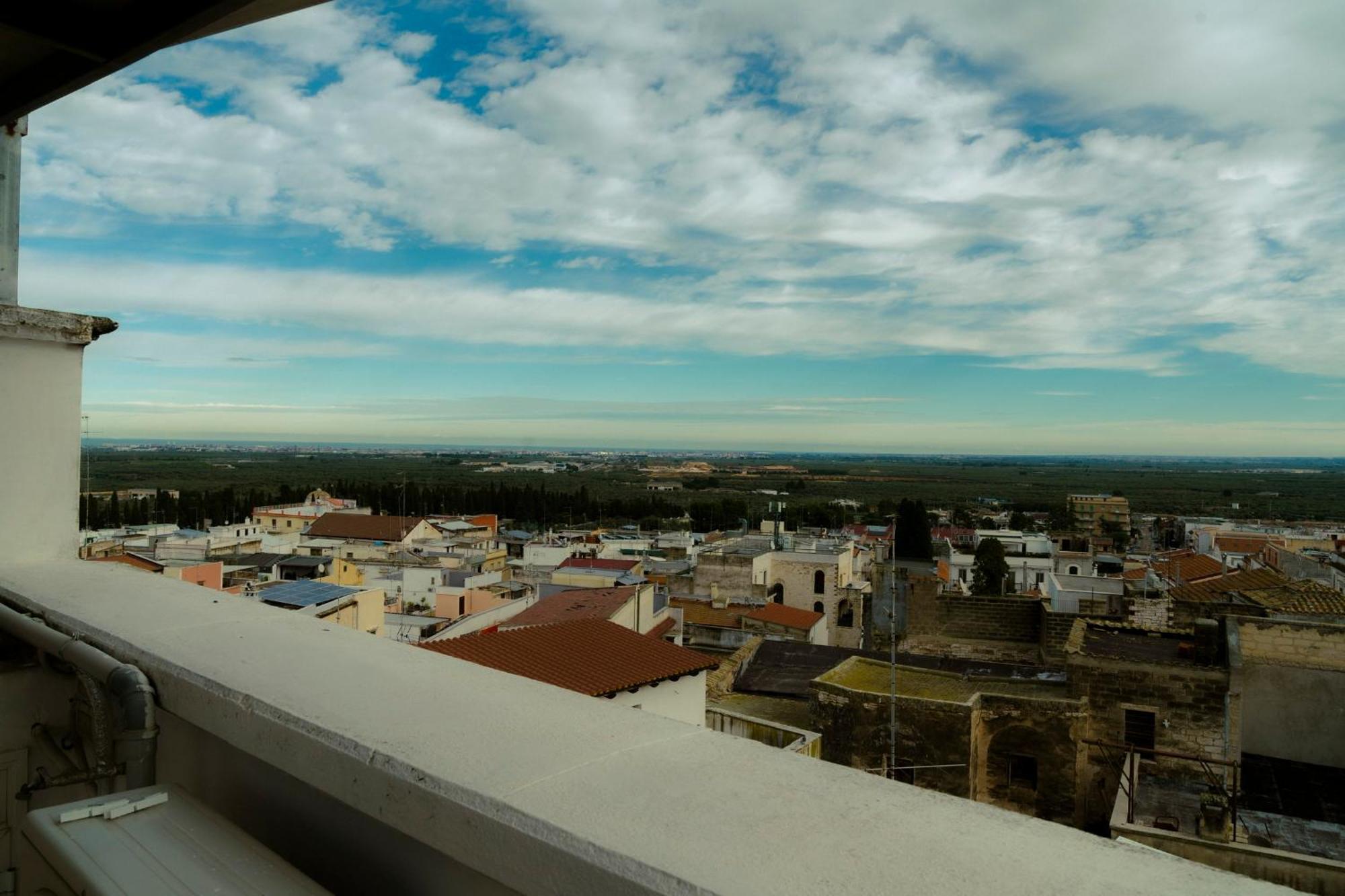 La Torre Storica Bed and Breakfast Bitonto Buitenkant foto