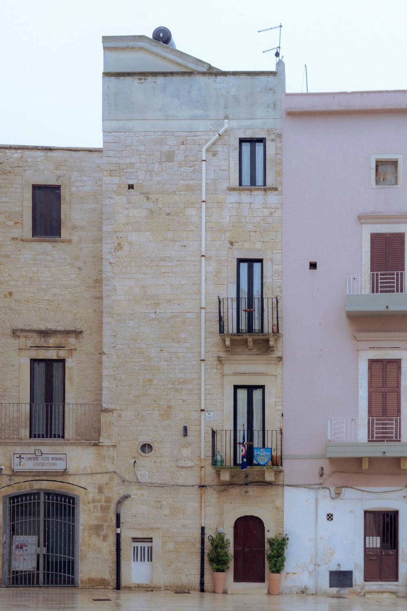 La Torre Storica Bed and Breakfast Bitonto Buitenkant foto
